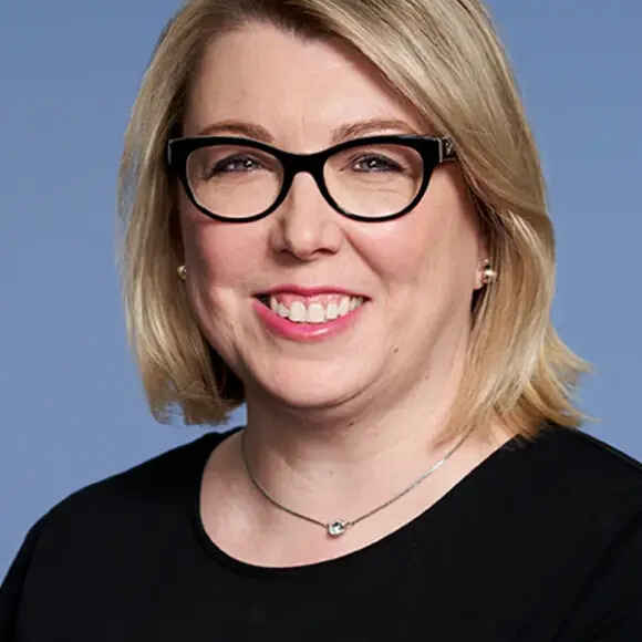 Andrea Mokros