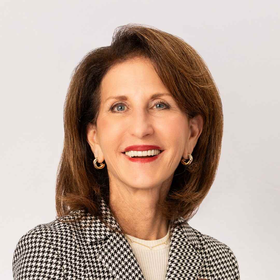 Anne L. Bakar