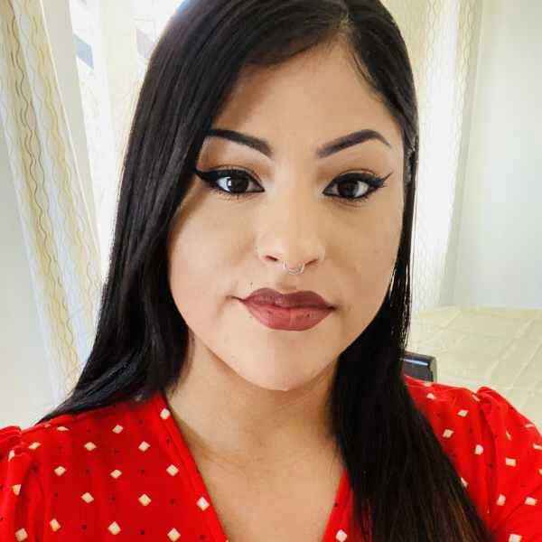 Carla Flores