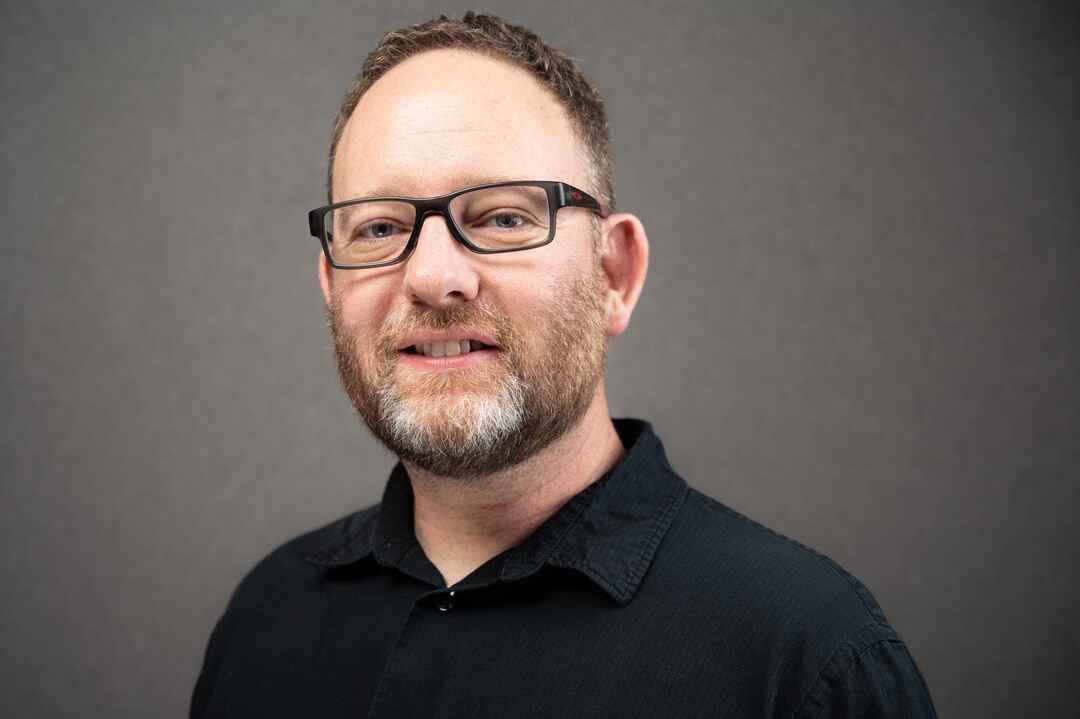 Chris Johstoneaux, LCSW