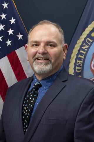 David R Renfro