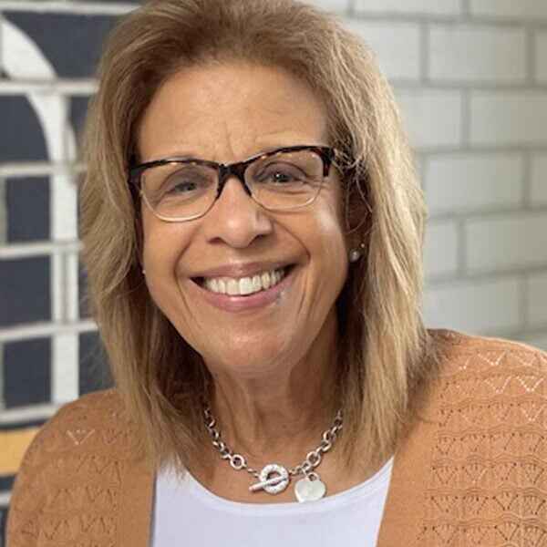 Debbie Darnell Drake