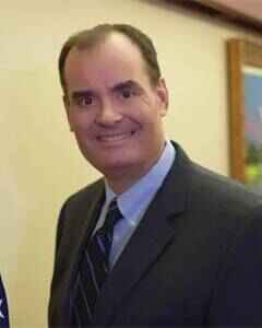 Dr. Benigno Fernandez