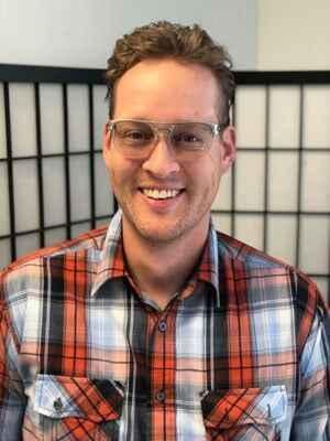 Dr. Chris Healey