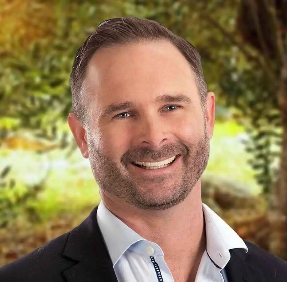 Dr. Christian Small