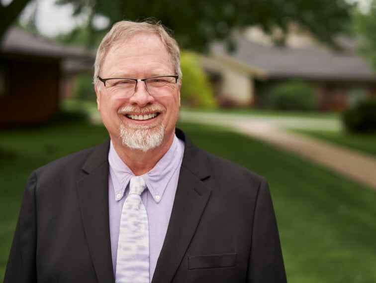 Dr. Daniel Kinsey