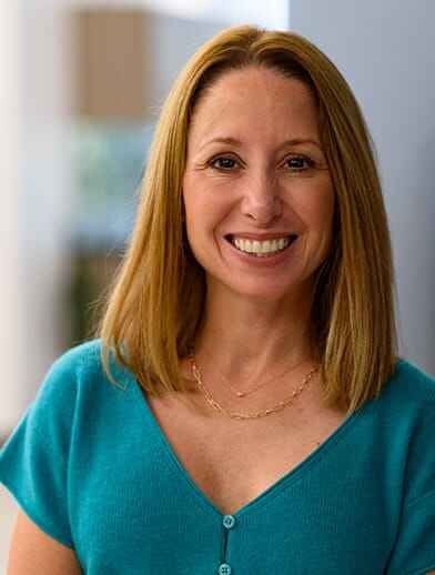 Dr. Holly DuBois