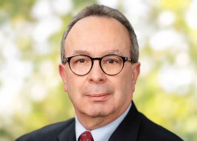Dr. Laurence Pezor