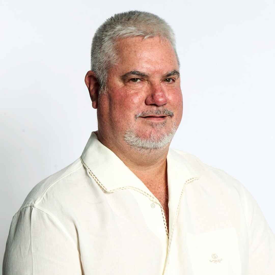 Dr. Michael Valdez, MD
