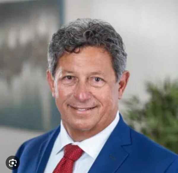 Dr. Rafael A. Munne, MD