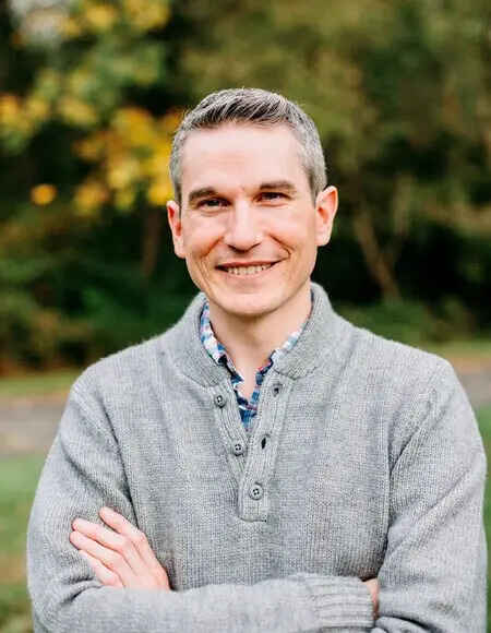 Earl L. Della Barca