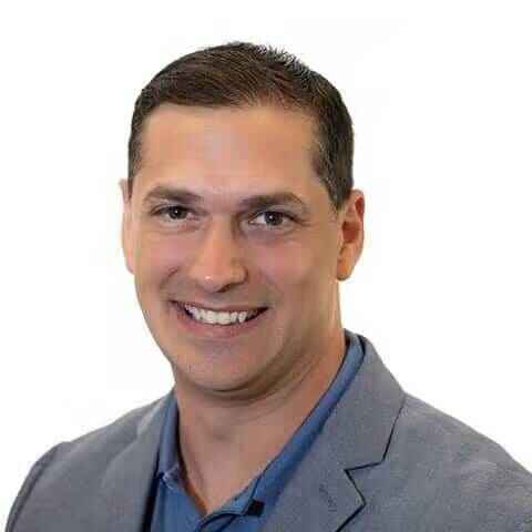 Gregory Plakias