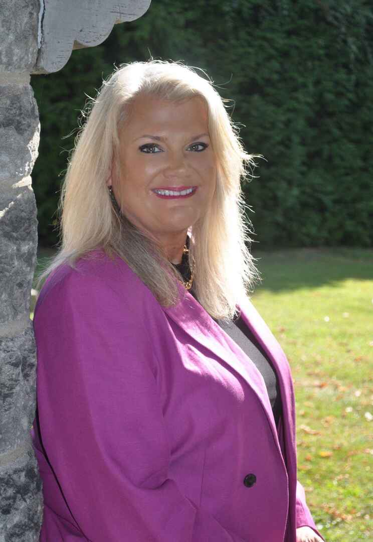 Jennifer East