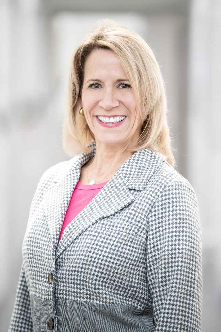 Linda Dewey, LMCH, QMHP