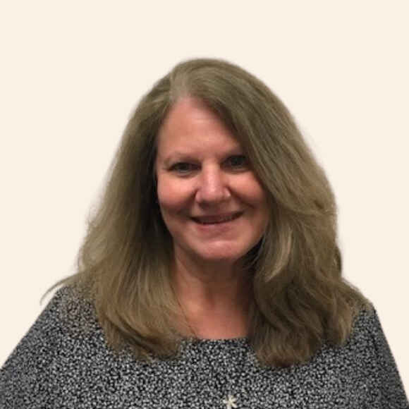 Lisa Buck, BA