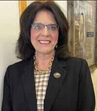 Lois Nesci