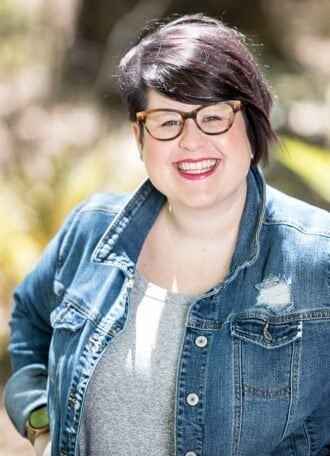 Mary Elizabeth Akinaka, LPC., CEDS-S