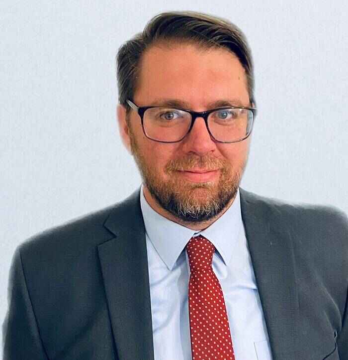 Michael J. Izzano