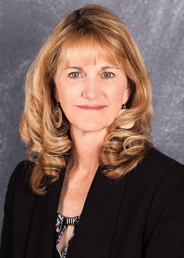 Shelly Davis