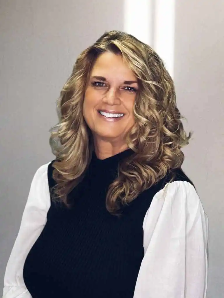 Tammy Eckart