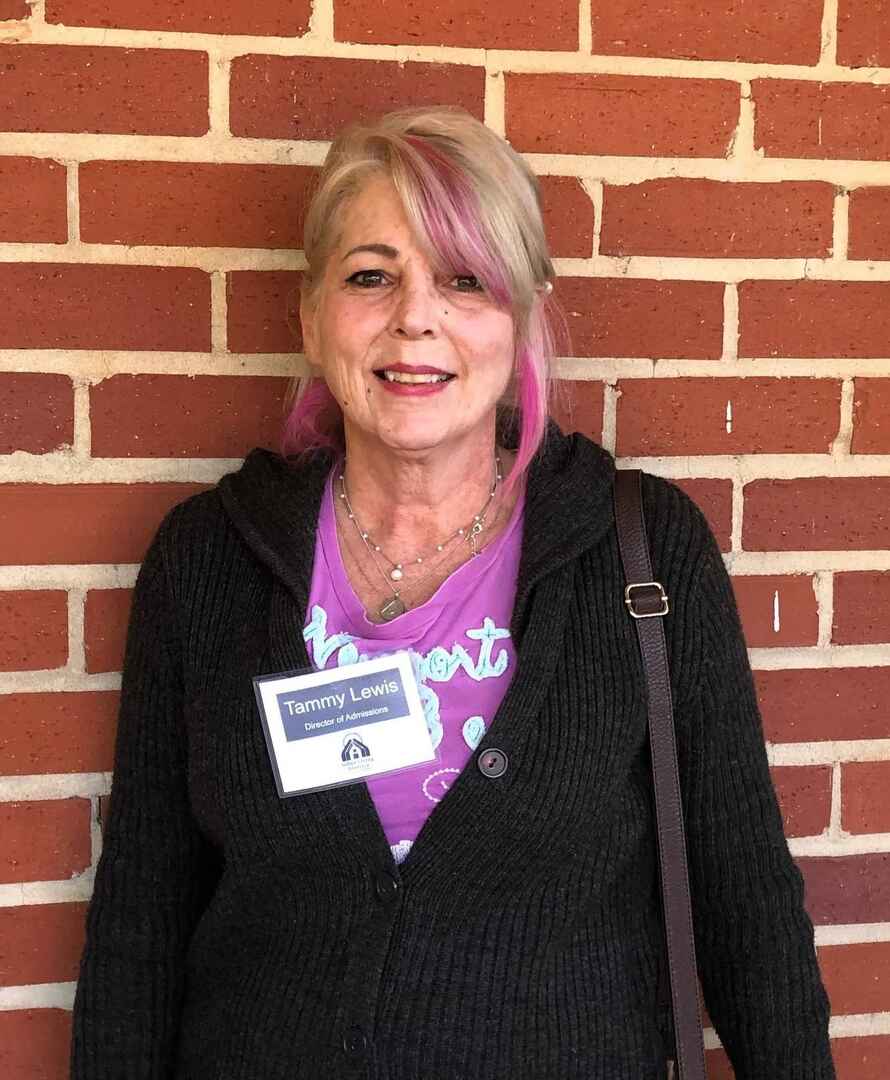 Tammy Lewis