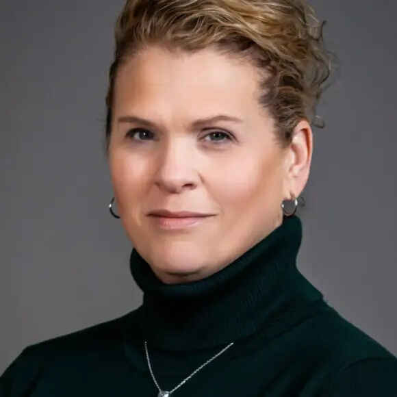 Tara Bennett