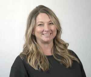 Wendi Mathews