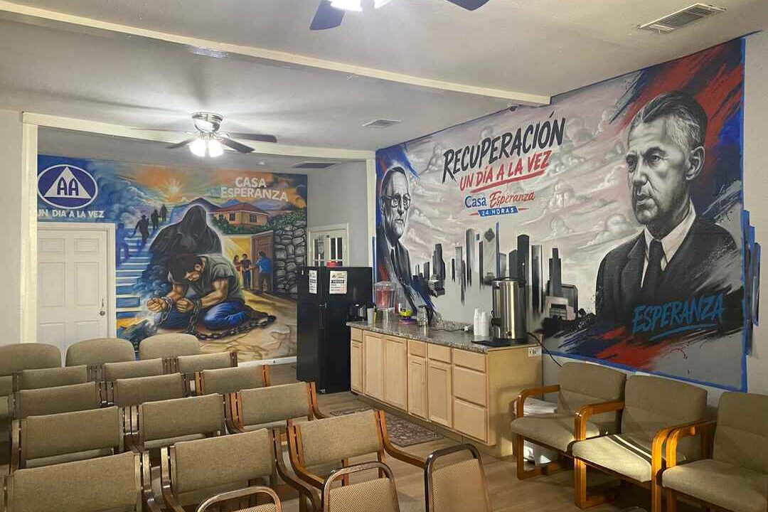 Casa Esperanza 24hrs
